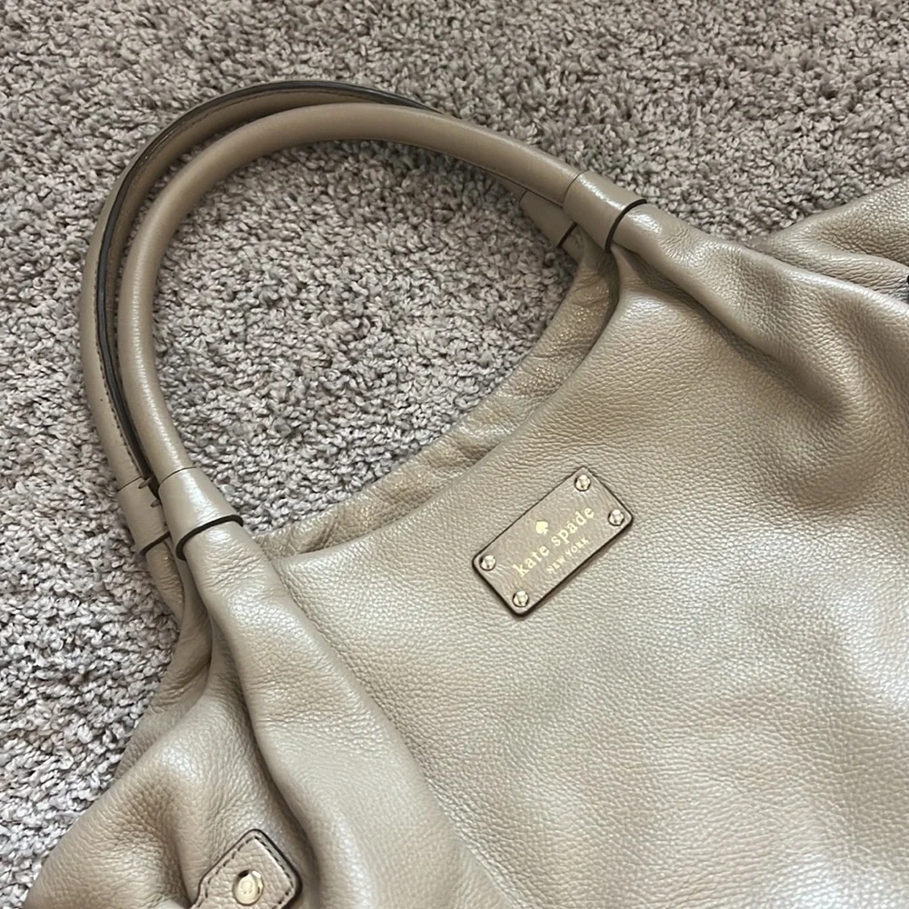 Kate Spade Purse - Picture 2 of 3